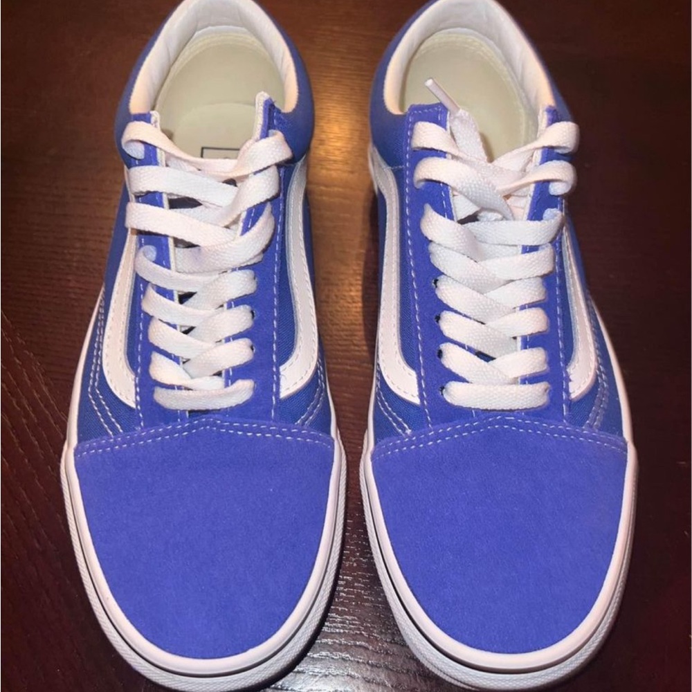 Women’s Vans Sneakers